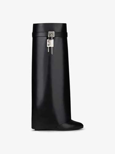 Givenchy o1srvl11e1224 Shark Lock Leather Boots in