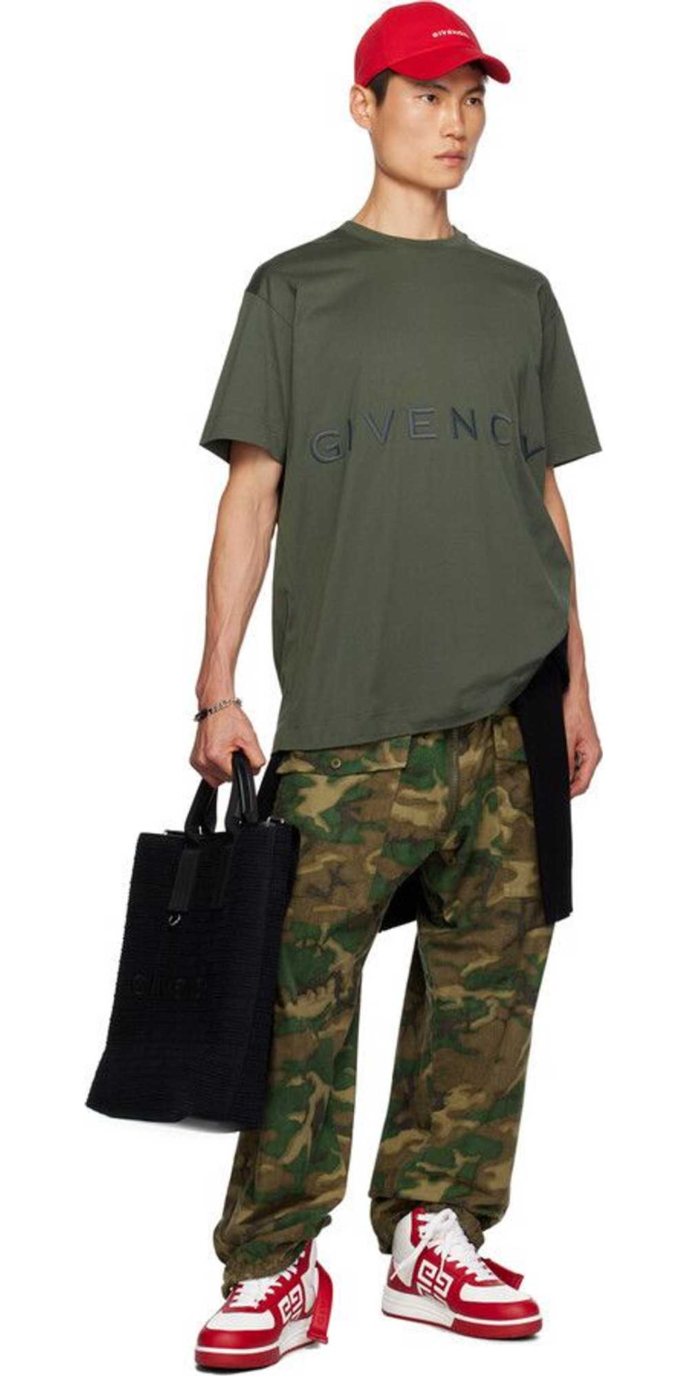 Givenchy o1srvl11e1224 Oversize T-Shirt in Green - image 4