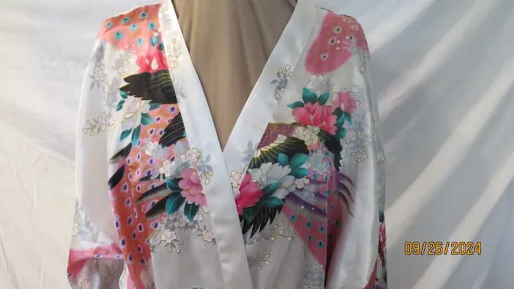 Pink Peacocks on White Kimono Robe - image 2