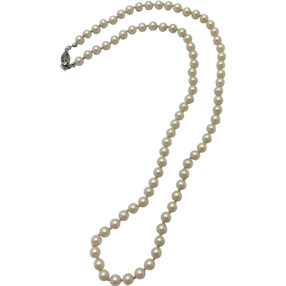 Vintage faux pearl bead necklace - image 1