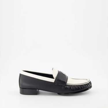 Givenchy o1srvl11e1224 4G Leather Loafers in Black