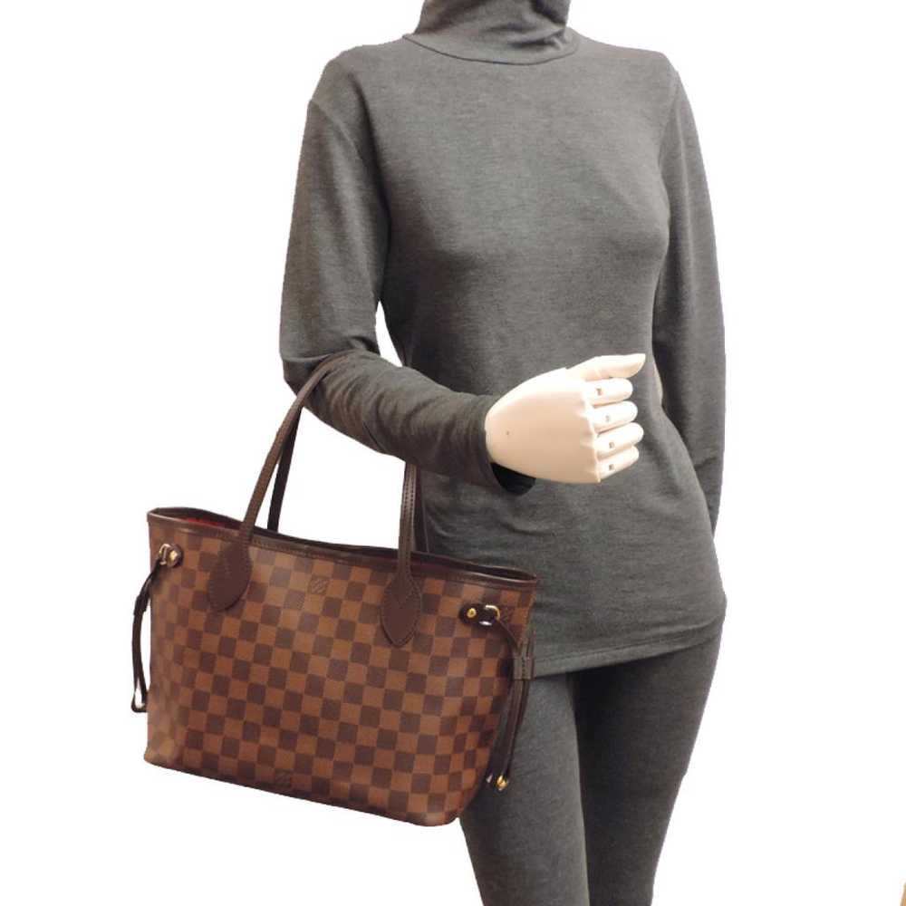 Louis Vuitton Neverfull leather handbag - image 7