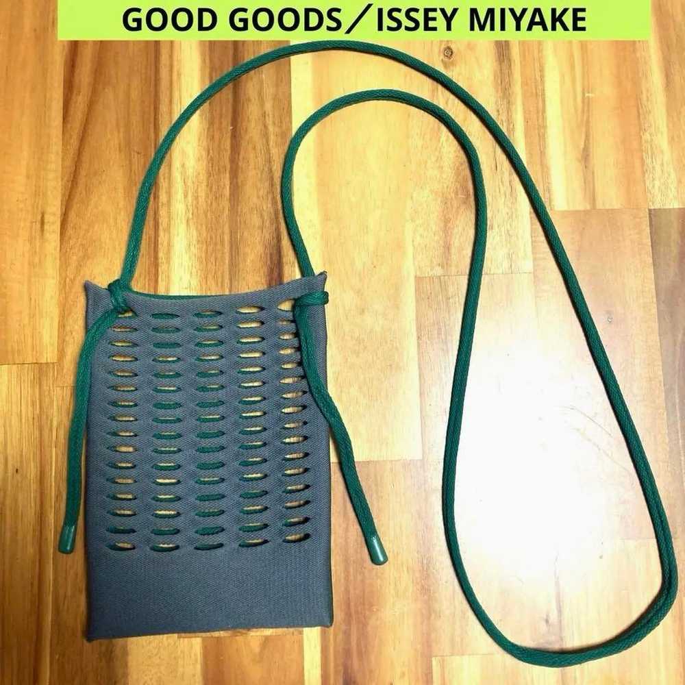 Good Goods Sacoche Bag Issey Miyake - image 1