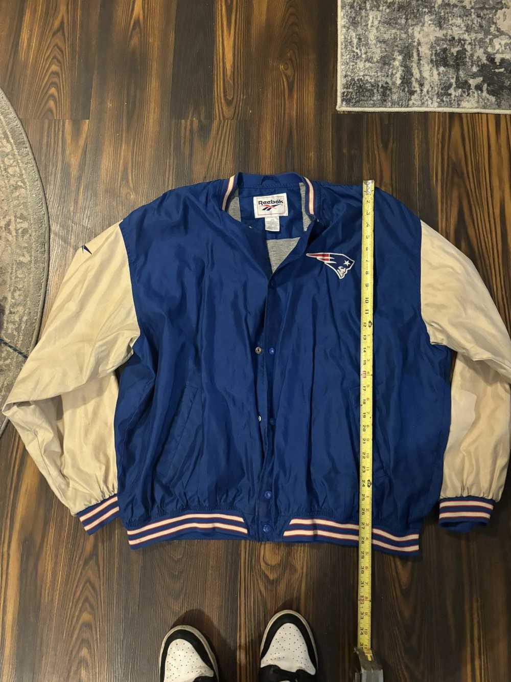 Reebok × Vintage Vintage Reebok x Patriots button… - image 2