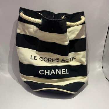 CHANEL Drawstring Waterproof Shoulder Bag Mini Ru… - image 1