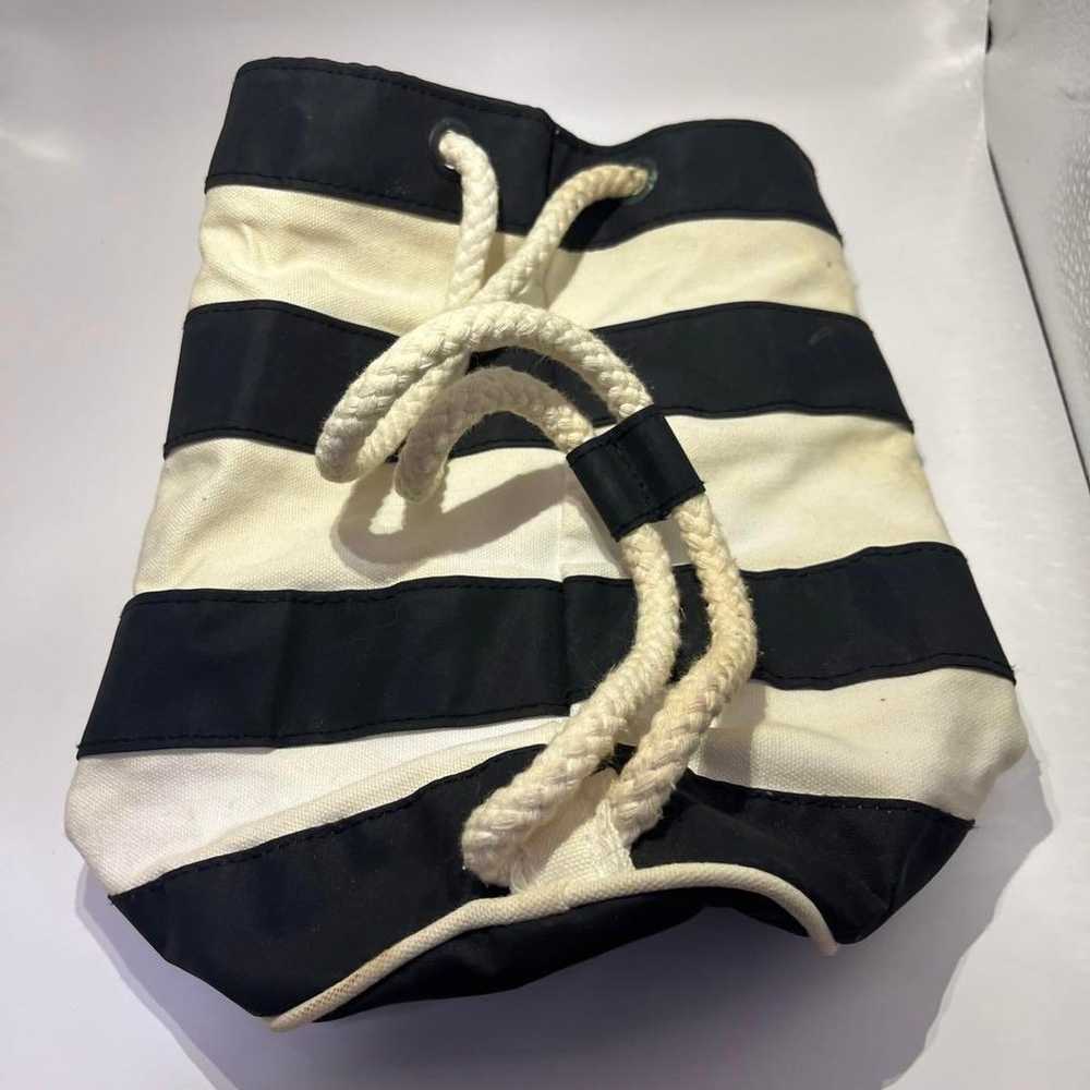 CHANEL Drawstring Waterproof Shoulder Bag Mini Ru… - image 2