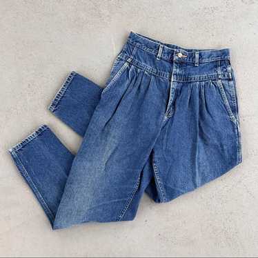 Vintage deals Lee high rise yoke front bareback pleated taper leg relaxed fit mom jean