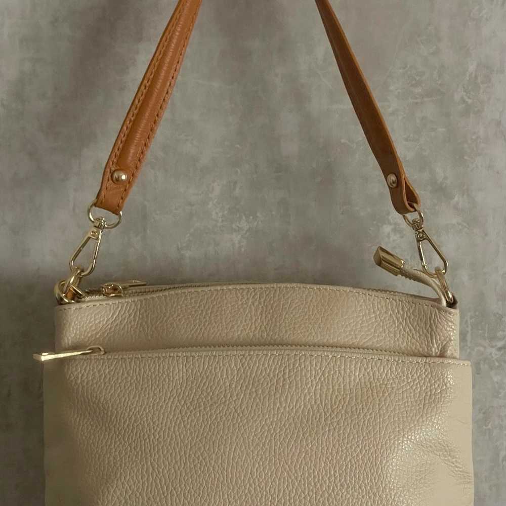 NWOT DIVINA FIRENZE Lila Beige Triple Comp. Cross… - image 8