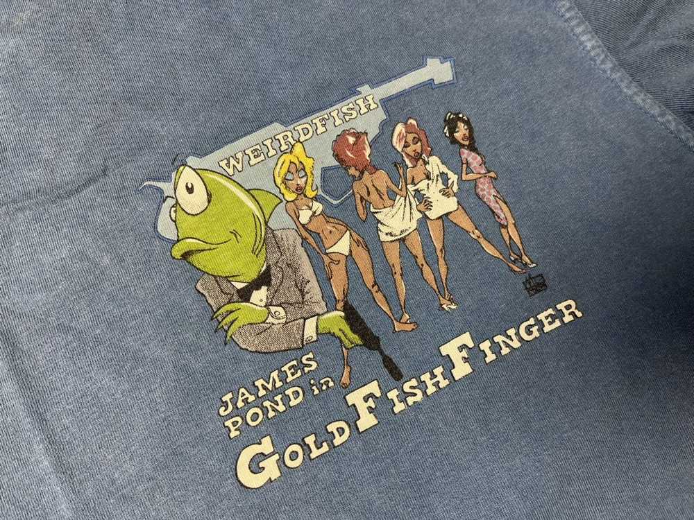 Band Tees × Humor × Vintage Gold fish finger Tshi… - image 4