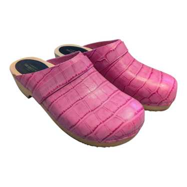 Hasbeens Swedish Husband Pink Crocodile Skin Leat… - image 1