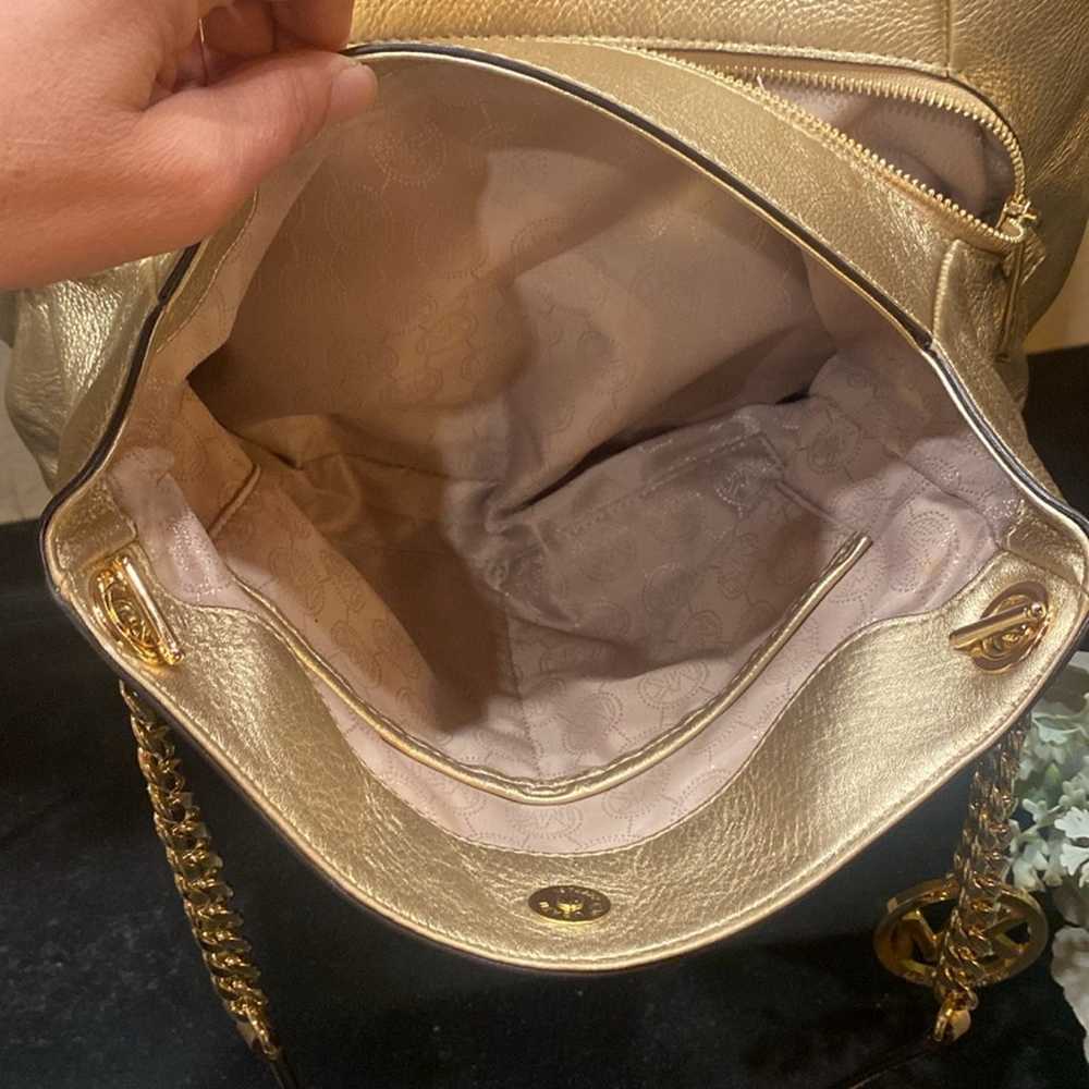 MK gold shoulder bag - image 6