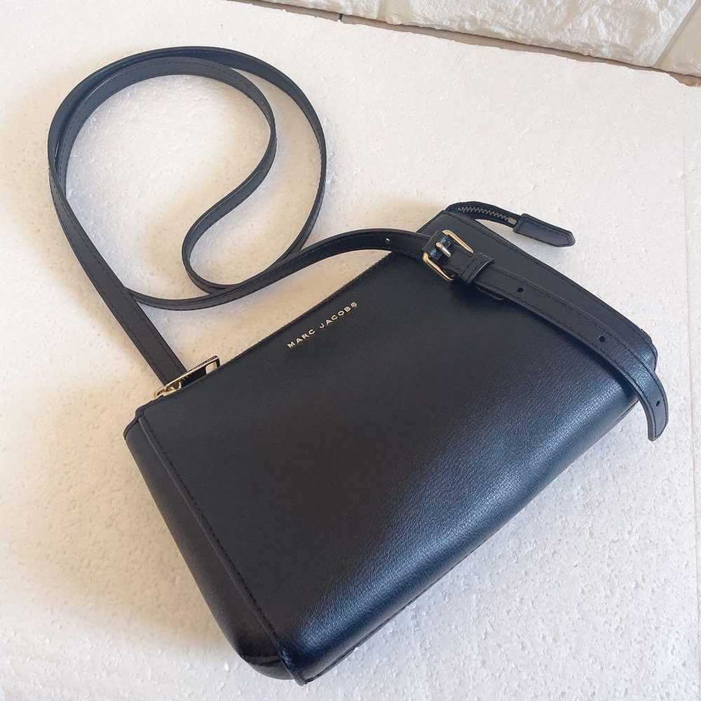 Excellent condition MARC JACOBS commuter shoulder… - image 2