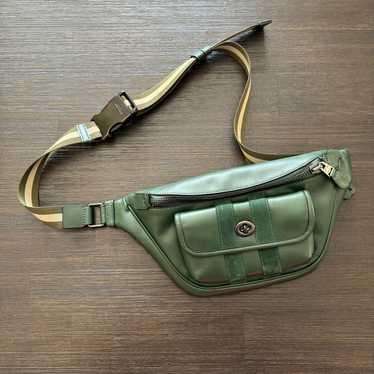 Like new Coach Crossbody Bag