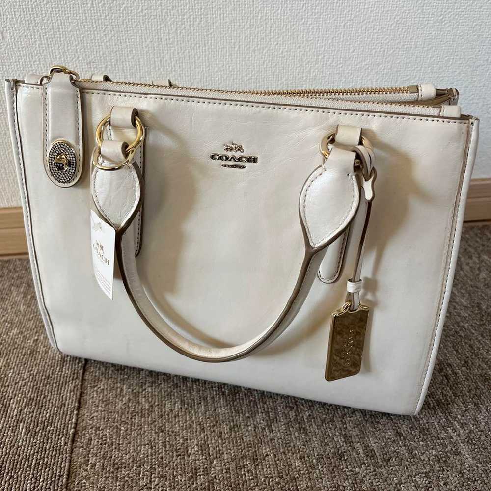 COACH White Leather Handbag - image 2