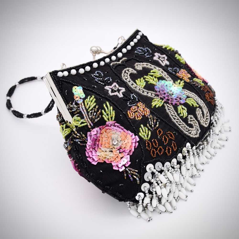 Beaded  Sequin Floral Black Bag Kiss Lock Clutch … - image 4