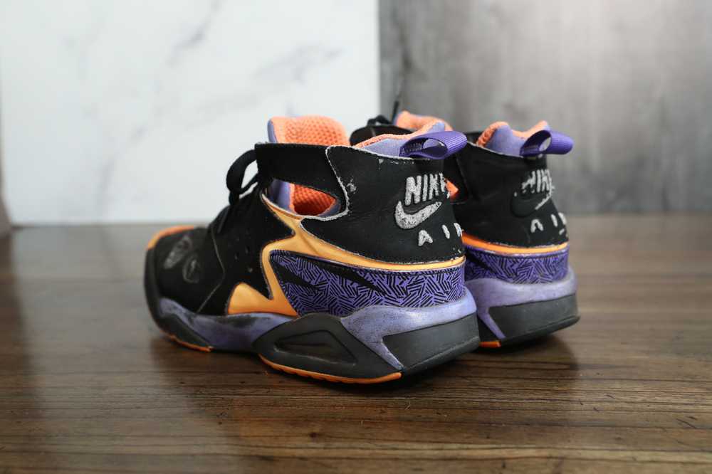 Nike Nike Air Tech Challenge Huarache Suns (10.5) - image 2