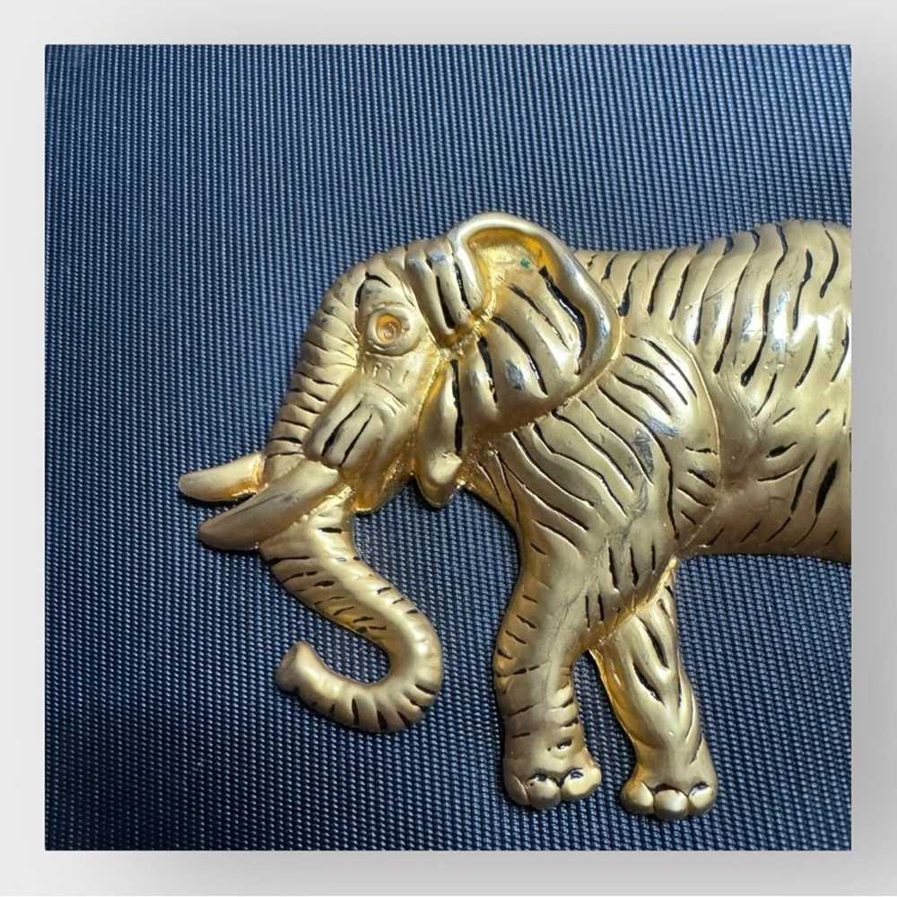 Nima Vintage 80s Glam 3D  Gold Elephant on Black … - image 2