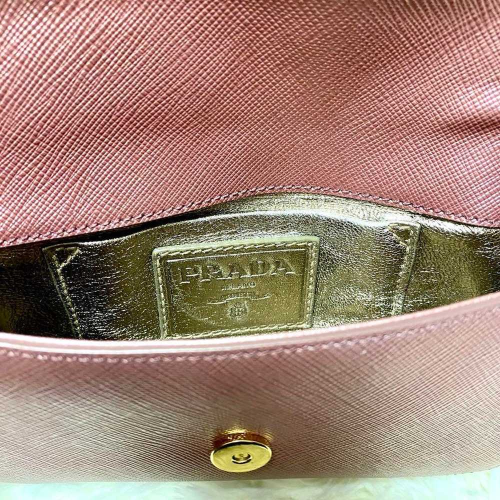 【Excellent Condition・Rare】PRADA Metallic Pink Pou… - image 7