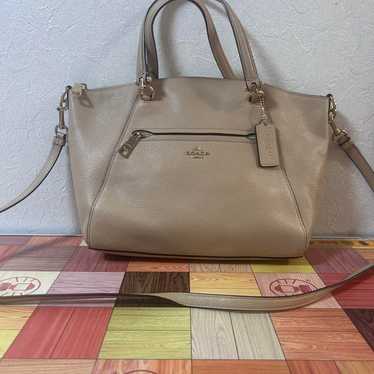 COACH Beige Leather Shoulder Bag