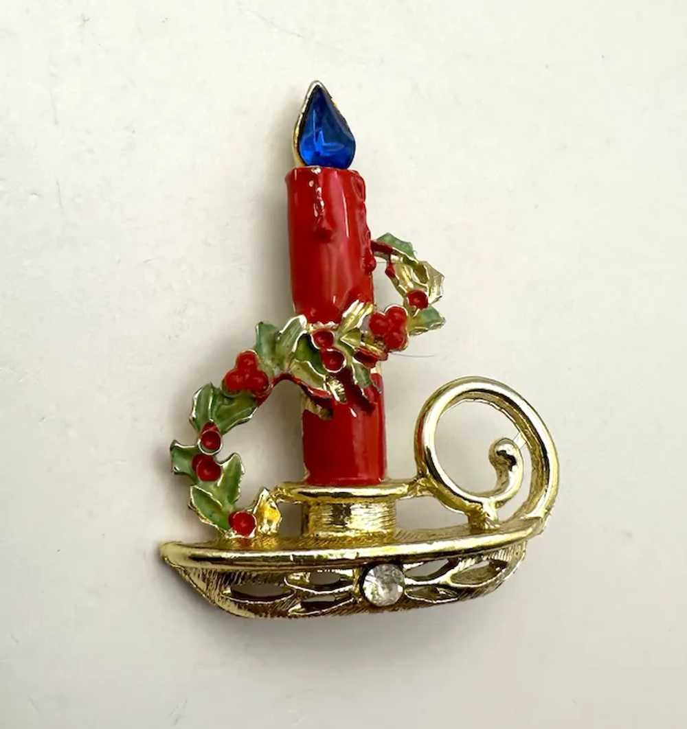 Red and Goldtone Christmas Candle Brooch with Pre… - image 11