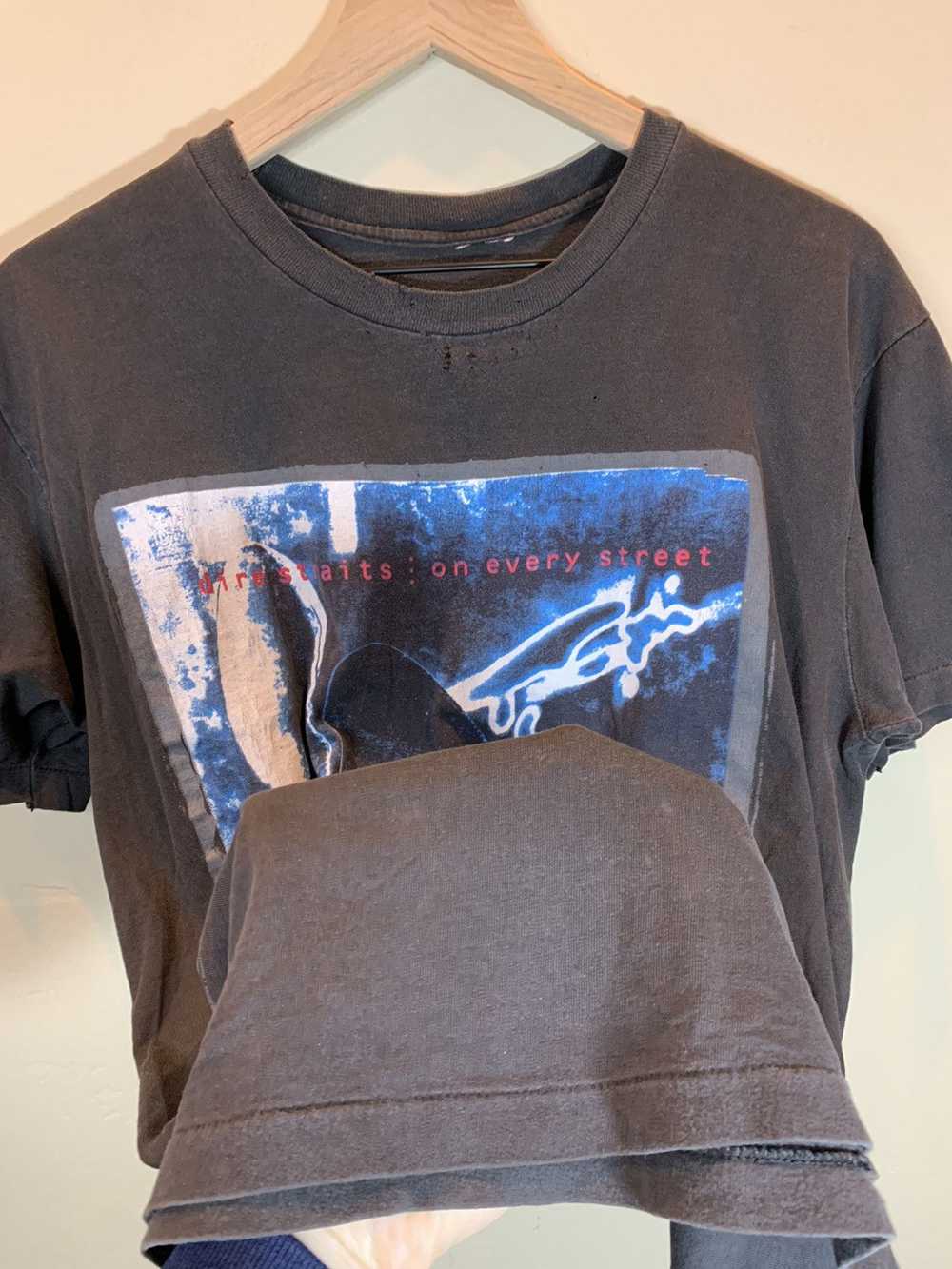 Art × Band Tees × Vintage *RARE* Vintage 1992 Dir… - image 5