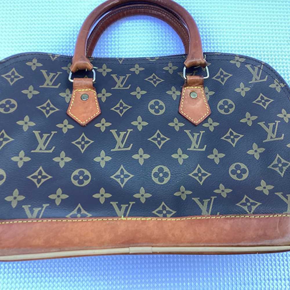 Used Authentic Louis Vuitton Purse - Well Loved - image 11