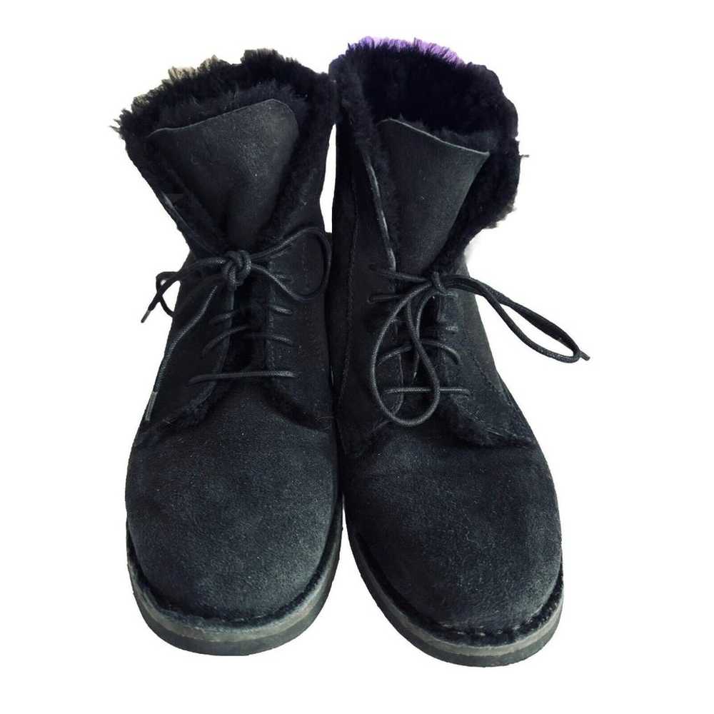 UGG Quincy Black Ankle Boot 8.5 Sheepskin Leather… - image 1