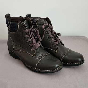 Clarks Women's Leather Ankle Boots with Contrast … - image 1