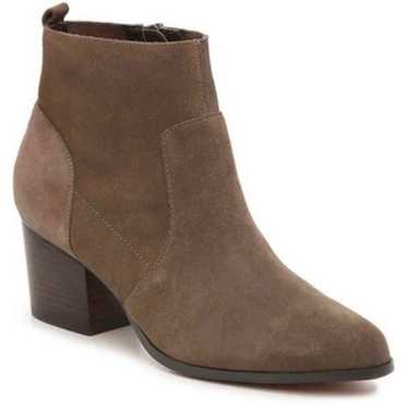 Crown Vintage Saleen suede heeled booties brown si