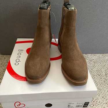 Blondo Heartly Waterproof Boots size 8