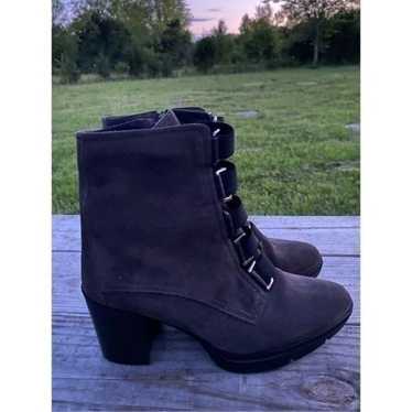 Fabianelli Gray Suede Ankle Boots Size 40 - image 1