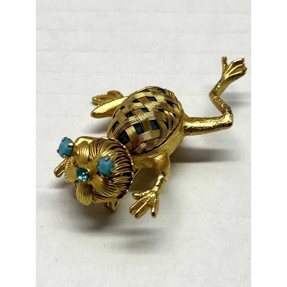 Vintage Vintage wire wrapped jewel frog brooch pin - image 2