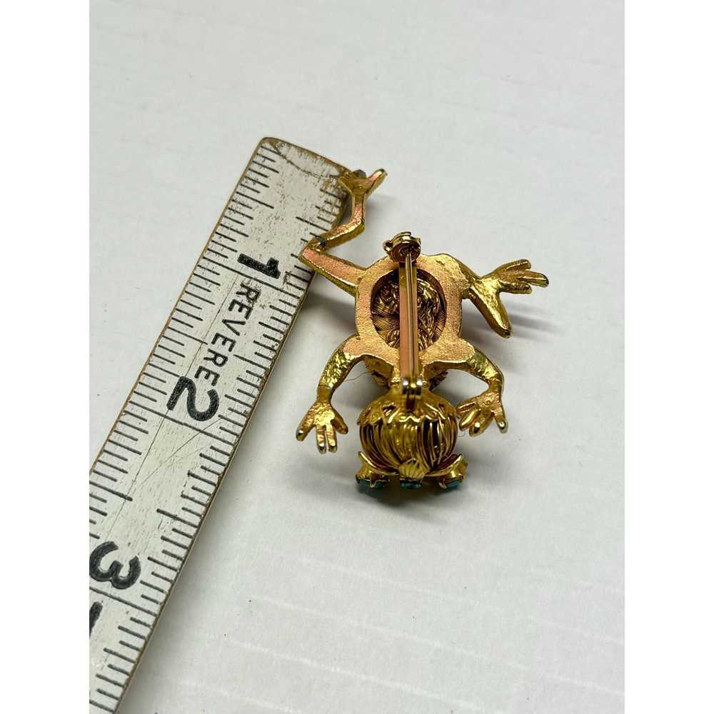 Vintage Vintage wire wrapped jewel frog brooch pin - image 4