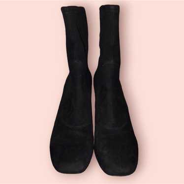 Donald Pliner Booties Suede