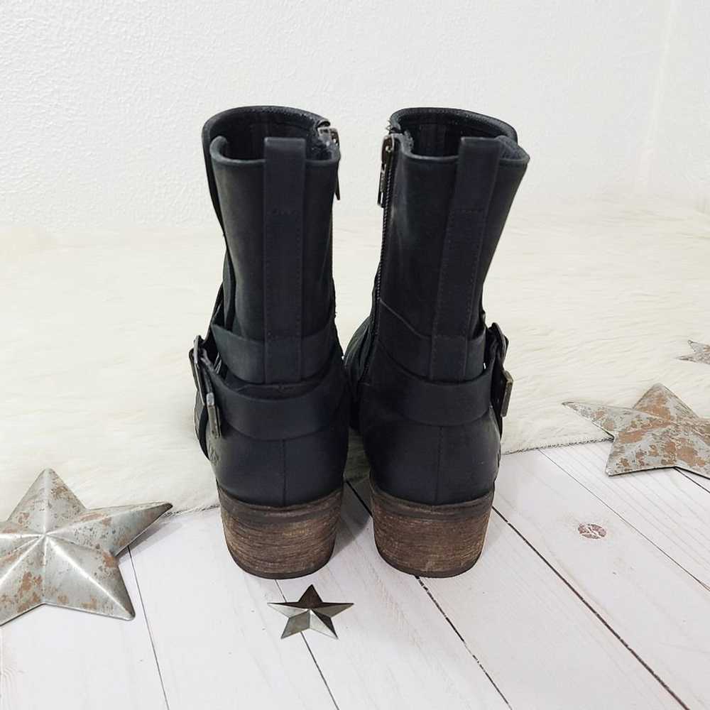 UGG Lorraine moto ankle boots black water resista… - image 4