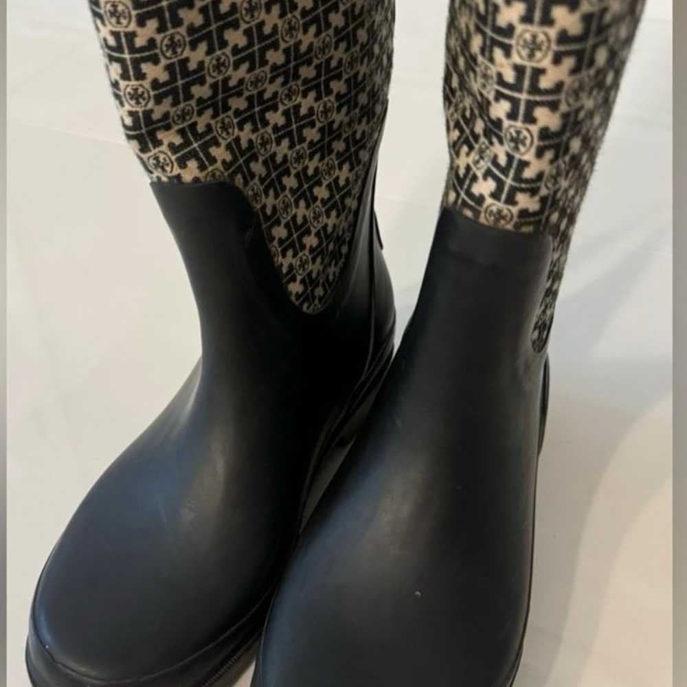 Tori Burch Black & Ivory Rainboots - image 6