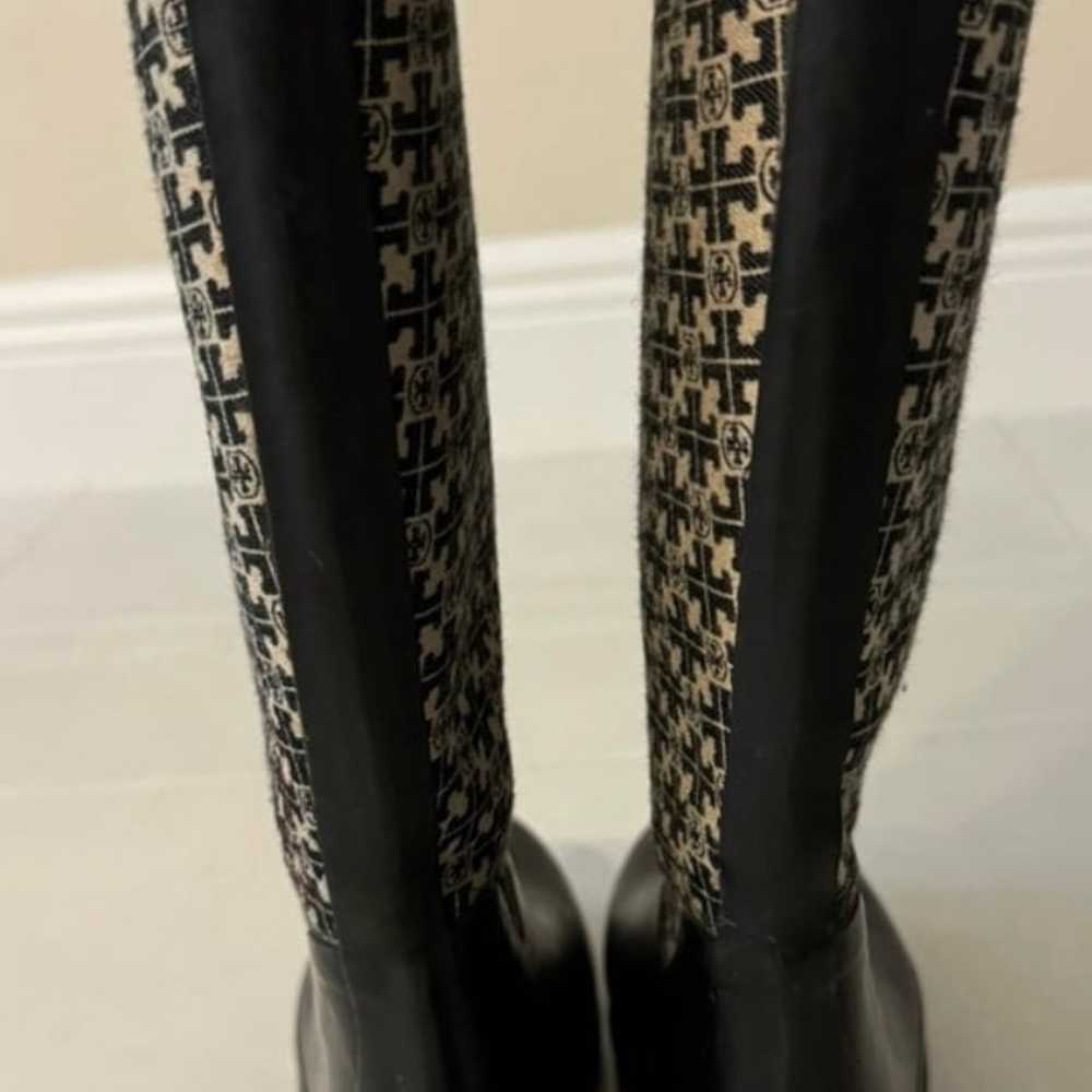 Tori Burch Black & Ivory Rainboots - image 7