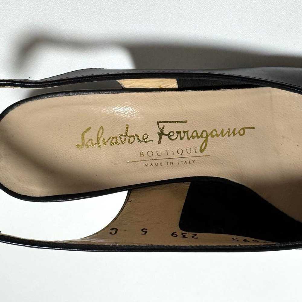 ❤️Salvatore Ferragamo Black Open-Toe Pumps Vara - image 3