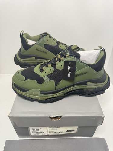 Balenciaga Balenciaga Triple S “Dark Green/Black” 