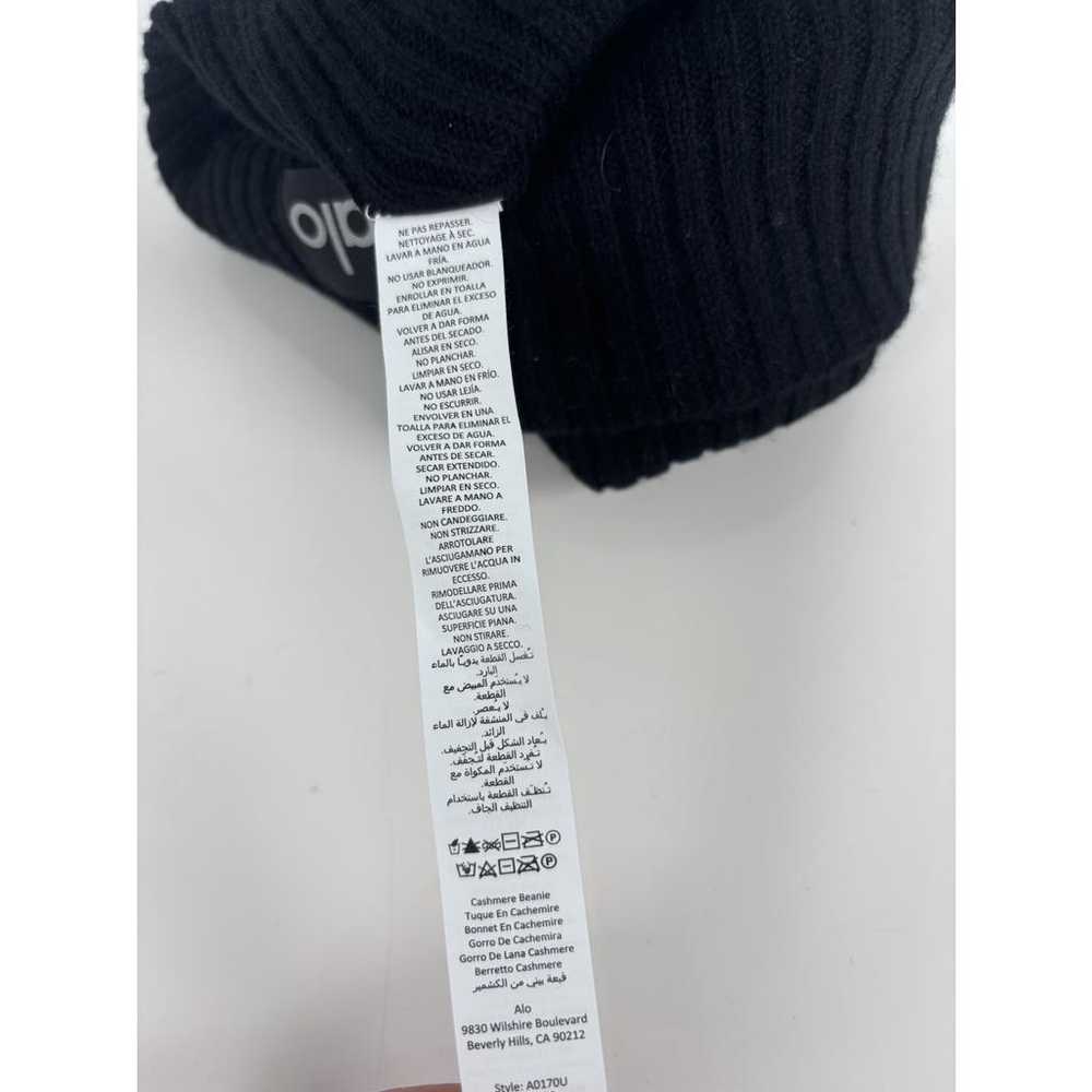 Alo Cashmere beanie - image 7