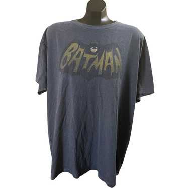 Batman Vintage-Inspired Batman Logo T-Shirt - image 1