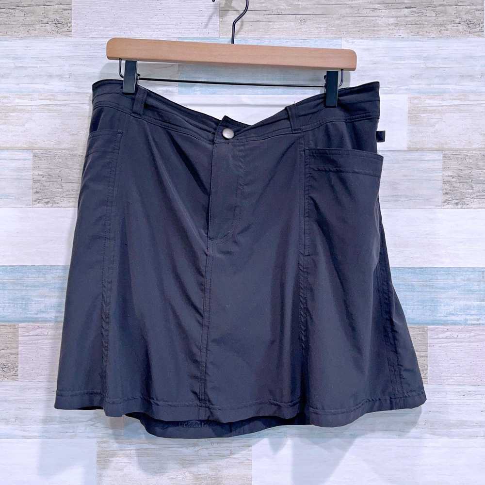 L.L. Bean LL Bean Comfort Trail Skort Black Mid R… - image 1