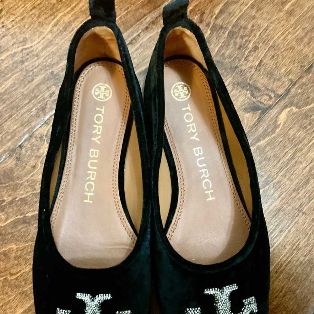 Tory Burch Eleanor Crystal Ballet Flats Velvet Bl… - image 3