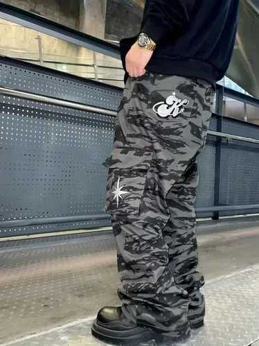 Custom × Streetwear × Vintage camo skate cargo pan