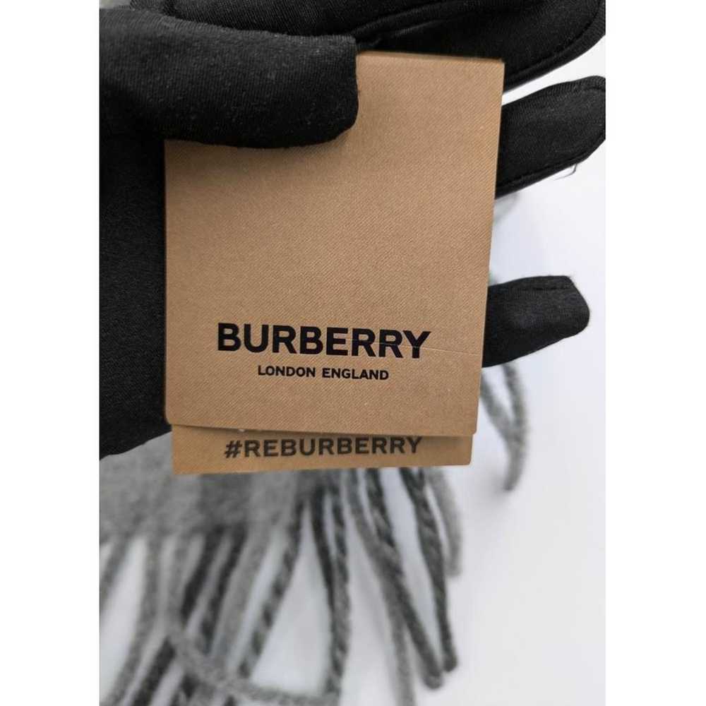 Burberry Wool scarf & pocket square - image 5