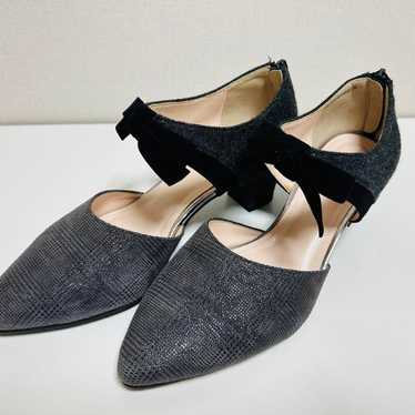 Marie Women's Pumps Gray 23.5 cm. - image 1