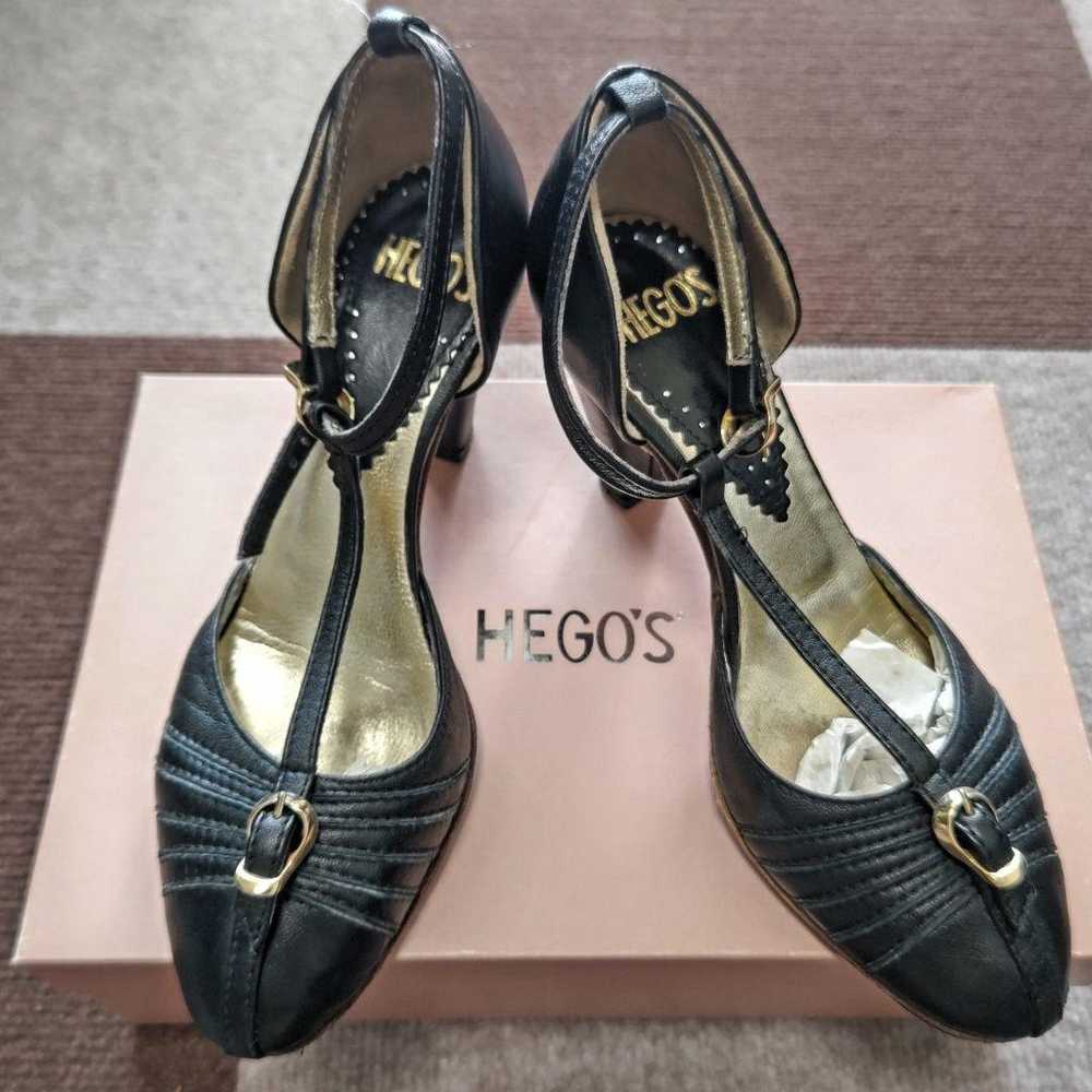 Italian made HEGO'S pumps, size 35. - image 1