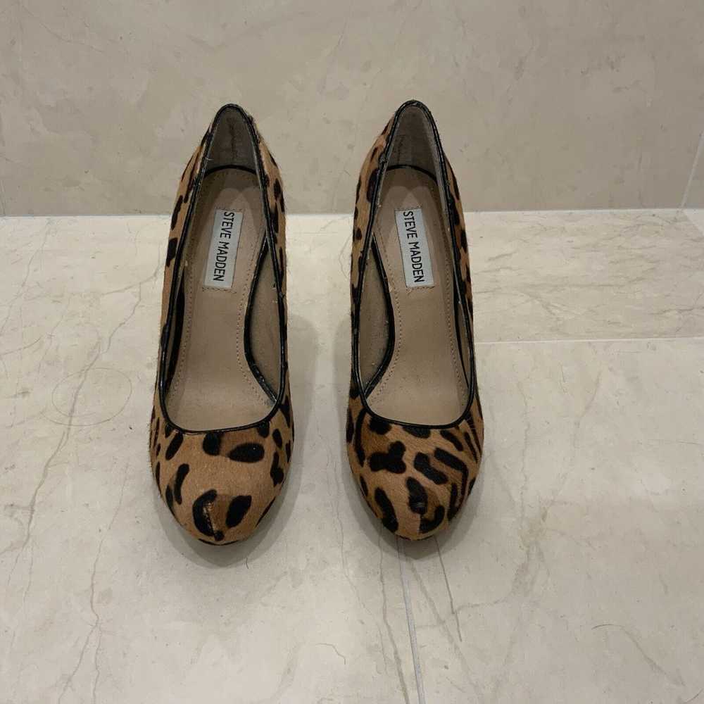 Steve Madden Sz 6.5 Jancey Leopard Print Cow Hair… - image 5