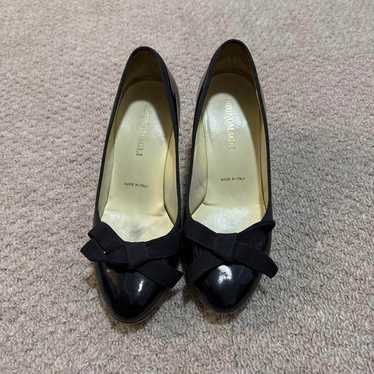 Bruno Magli enamel ribbon pumps in black, size 23.