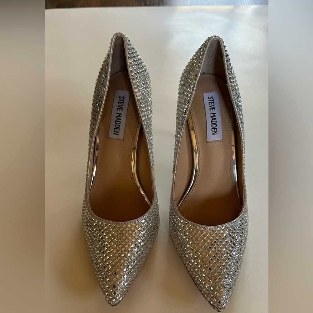 New Steve Madden Women’s Metallic Studded Rhinest… - image 6